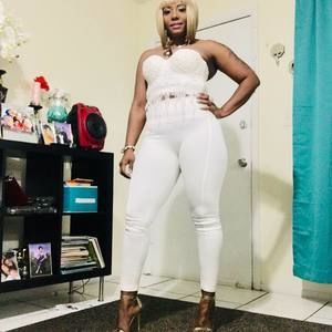 Meet your Posher, Precious